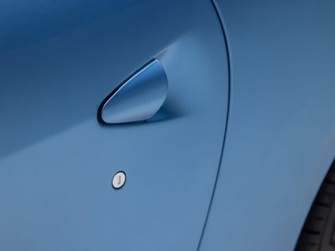 Certified 2020 Ferrari Portofino RWD image 19