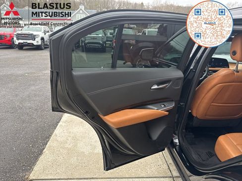 Used 2024 Cadillac XT4 Sport AWD/4WD image 43