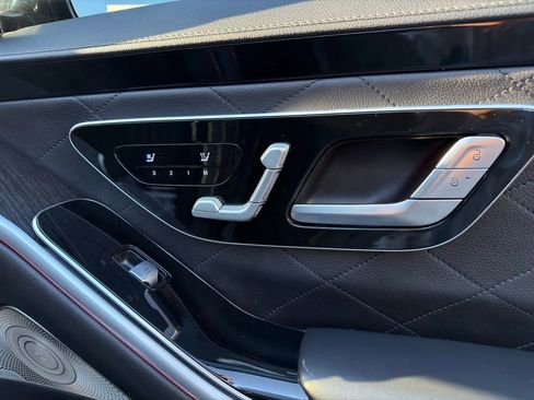 Used 2022 Mercedes-Benz S 580 4MATIC Sedan image 29