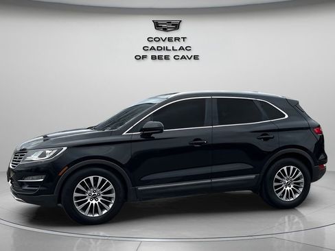 Used 2017 Lincoln MKC Reserve image 4