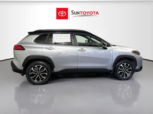 Used 2025 Toyota Corolla Cross AWD Hybrid image 2