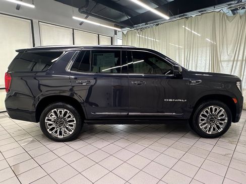 Certified 2023 GMC Yukon Denali Ultimate image 3