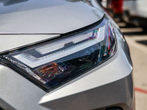 Used 2023 Toyota RAV4 LE image 10