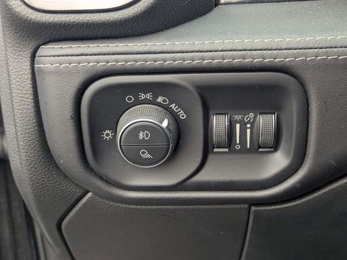 Used 2022 RAM 2500 Limited image 22