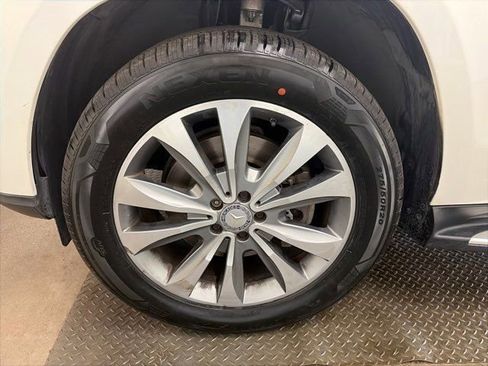 Used 2015 Mercedes-Benz GL 450 4MATIC image 45