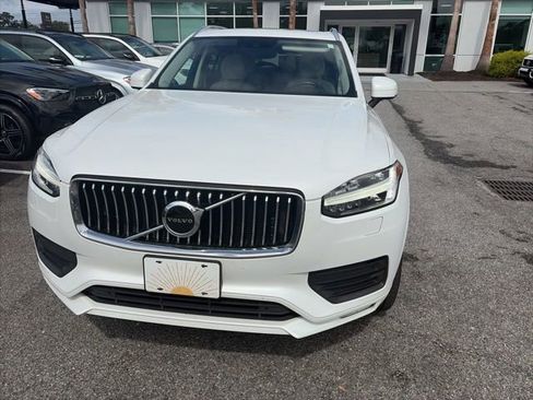 Used 2021 Volvo XC90 T6 Momentum AWD/4WD image 8