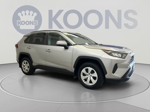 Used 2019 Toyota RAV4 LE w/ All Weather Liner Package AWD/4WD image 10