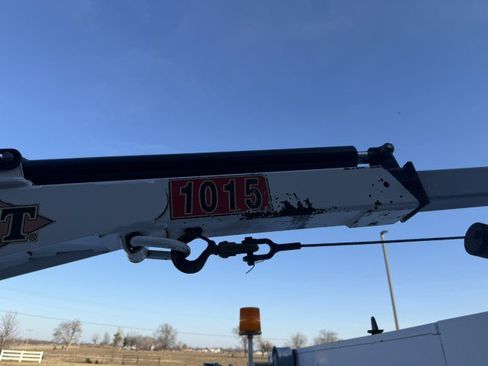 Used 2012 Ford F550 4x4 Regular Cab Super Duty w/ Payload Upgrade Pkg image 19