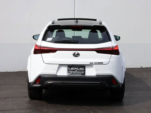 New 2026 Lexus UX 300h AWD image 7