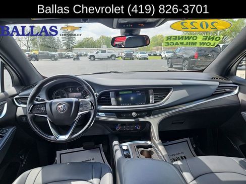 Used 2022 Buick Enclave Essence w/ Sport Touring Edition FWD image 21