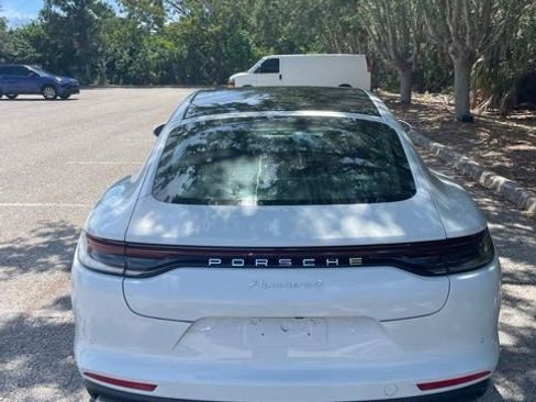 Used 2023 Porsche Panamera 4 w/ Premium Package AWD/4WD image 3