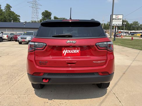 Used 2020 Jeep Compass Trailhawk w/ Cold Weather Group AWD/4WD image 7