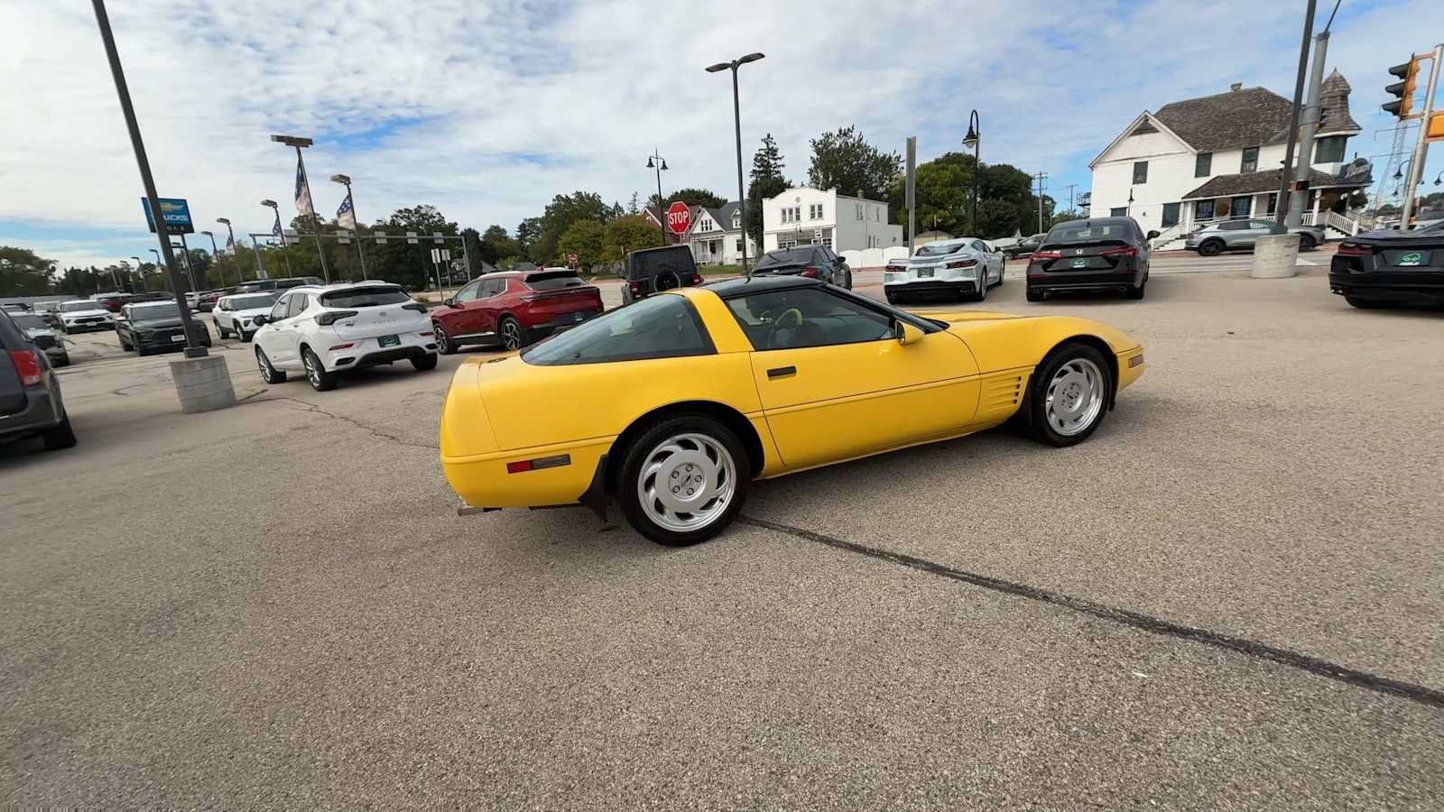 Used 1991 Chevrolet Corvette Coupe RWD image 8