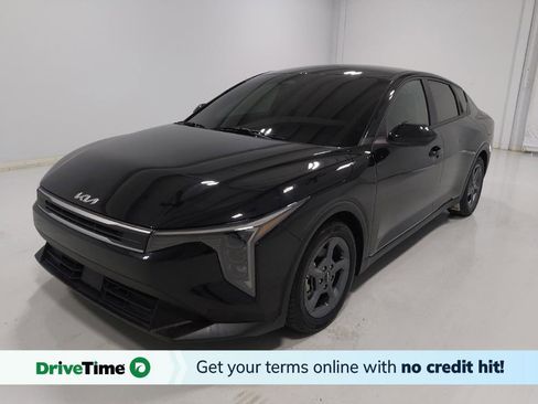 Used 2025 Kia K4 FWD image 1