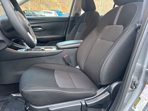 Used 2025 Nissan Sentra SV image 35