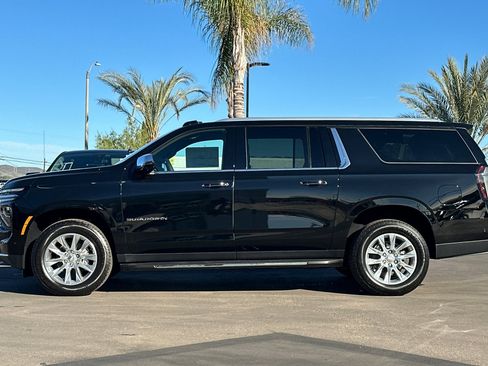 New 2026 Chevrolet Suburban Premier image 7