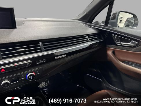 Used 2018 Audi Q7 3.0T Premium Plus w/ Premium Plus Package AWD/4WD image 38