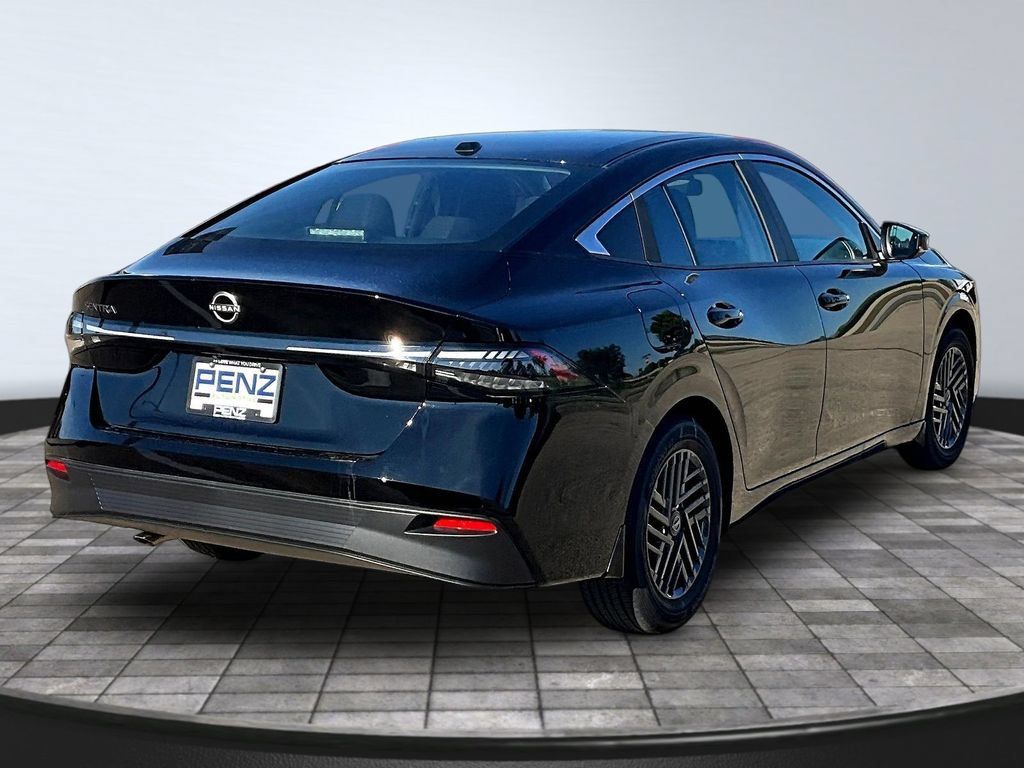Used 2026 Nissan Sentra SV w/ SV Convenience Package FWD image 15