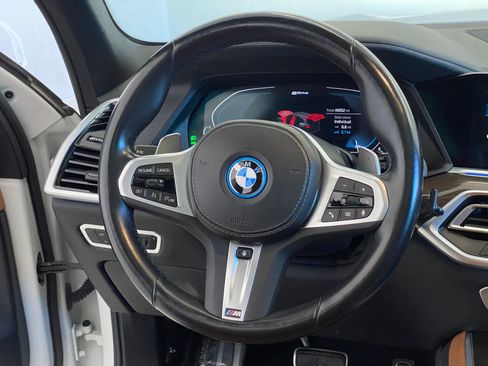 Certified 2023 BMW X5 xDrive45e w/ M Sport Package image 17