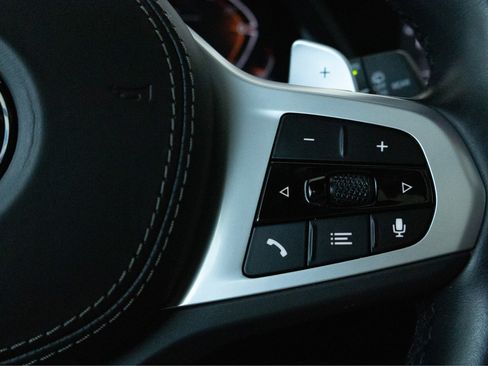 Used 2023 BMW X5 xDrive40i w/ M Sport Package AWD/4WD image 20