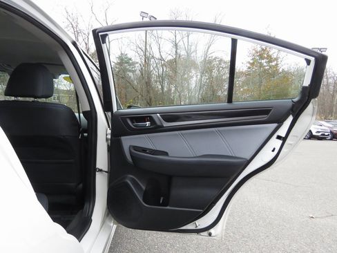 Used 2019 Subaru Legacy 2.5i Sport w/ Popular Package #2B image 17