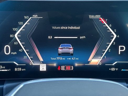 Used 2025 BMW 330i Sedan w/ Premium Package image 19