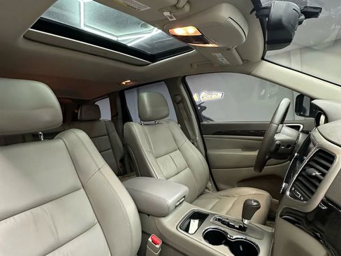 Used 2013 Jeep Grand Cherokee Laredo image 34