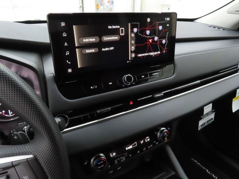 New 2026 Mitsubishi Outlander ES AWD/4WD image 16
