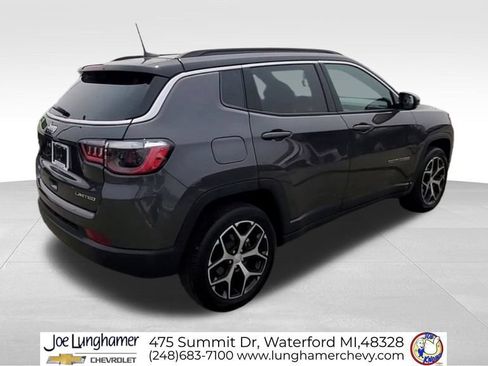 Used 2024 Jeep Compass Limited AWD/4WD image 8