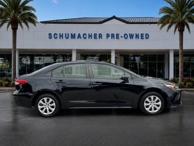 Used 2024 Toyota Corolla LE FWD image 8