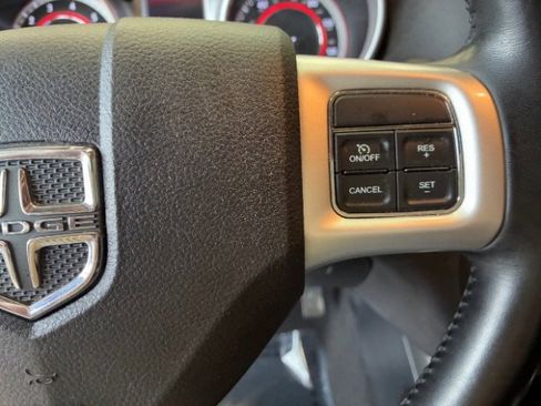 Used 2020 Dodge Journey SE w/ SE Popular Equipment Group image 19