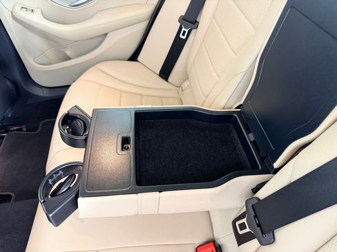 Used 2021 Mercedes-Benz C 300 Sedan image 21