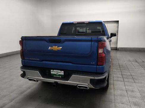 Used 2022 Chevrolet Silverado 1500 LT AWD/4WD image 7