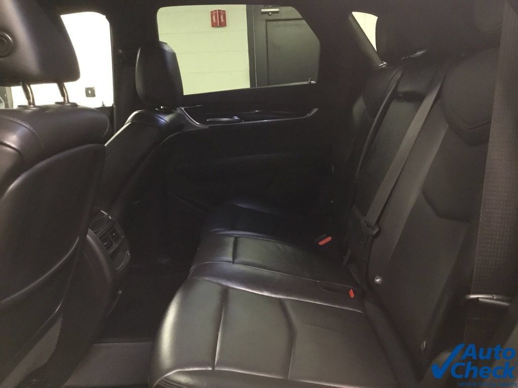Used 2020 Cadillac XT5 Premium Luxury AWD/4WD image 36