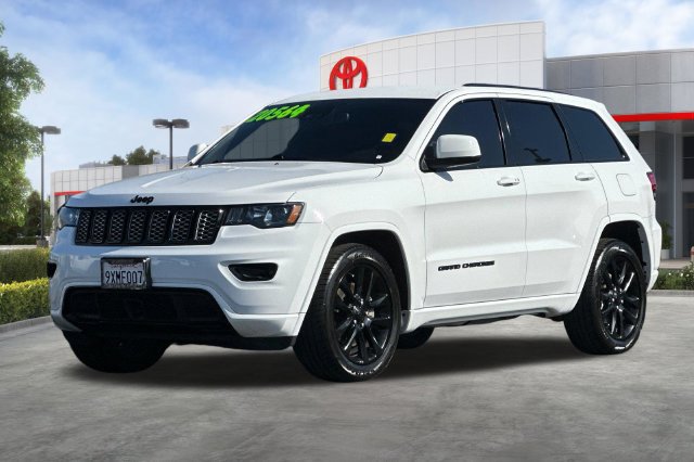 Used 2021 Jeep Grand Cherokee Laredo X RWD image 9