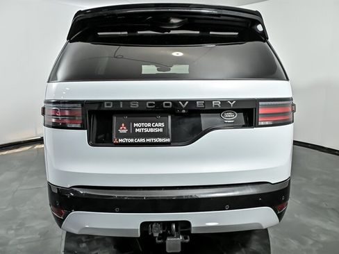 Used 2023 Land Rover Discovery S R-Dynamic AWD/4WD image 8
