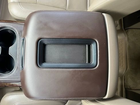 Used 2015 Chevrolet Tahoe LT image 35