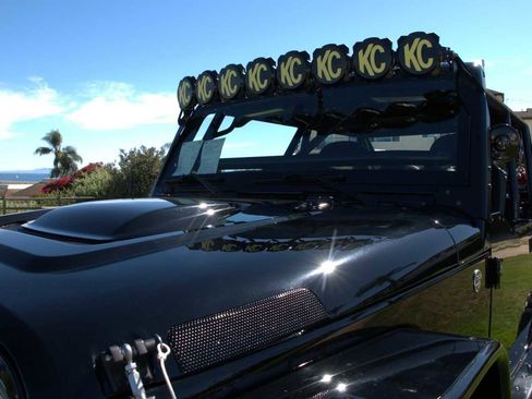 Used 2013 Jeep Wrangler Unlimited Rubicon w/ Dual Top Group image 12