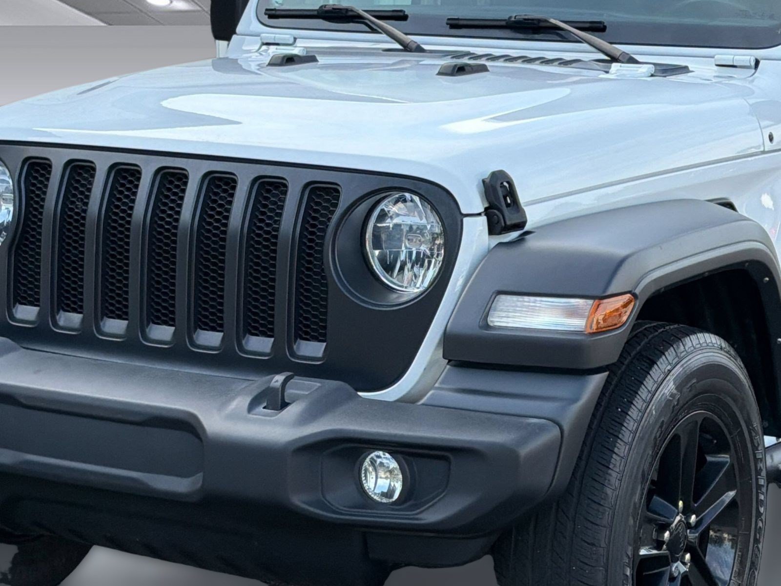 Used 2022 Jeep Wrangler Unlimited Sport AWD/4WD image 12