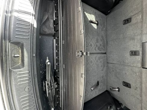 Used 2012 Kia Sorento SX FWD image 40