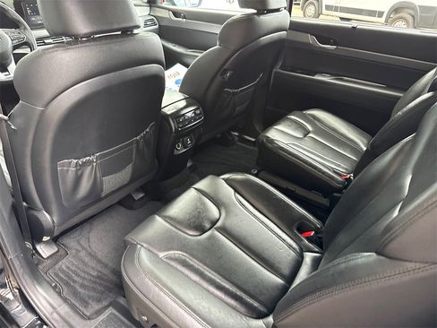 Used 2022 Hyundai Palisade SEL w/ Premium Package image 20