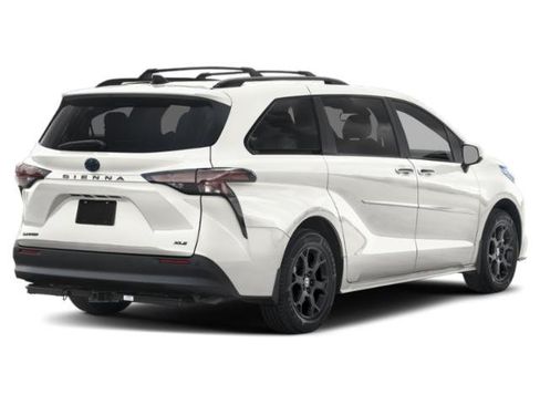 New 2026 Toyota Sienna XLE Woodland Edition AWD/4WD image 2