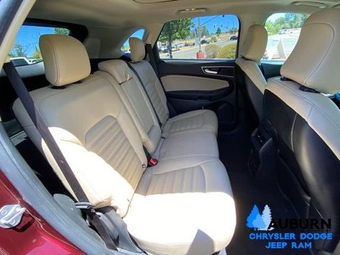 Used 2021 Ford Edge SEL w/ Convenience Package AWD/4WD image 18