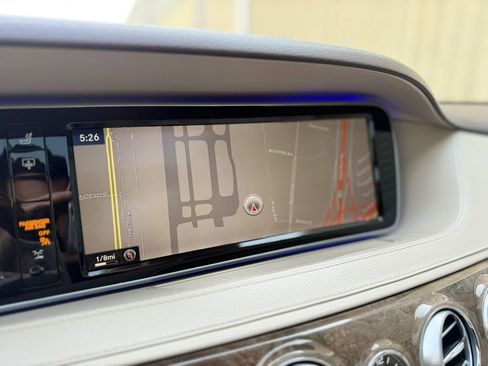 Used 2015 Mercedes-Benz S 550 Sedan image 30