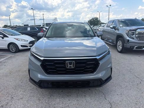 Used 2026 Honda CR-V EX-L image 2