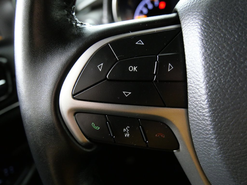 Used 2020 Jeep Grand Cherokee High Altitude AWD/4WD image 22