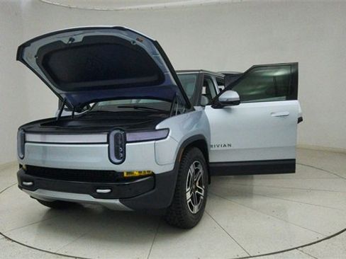 Used 2023 Rivian R1S Launch Edition image 73