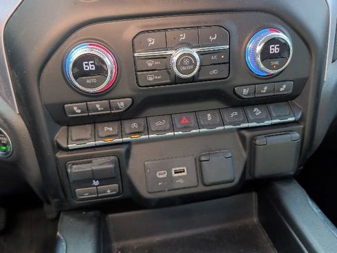 Used 2021 GMC Sierra 1500 SLT AWD/4WD image 22