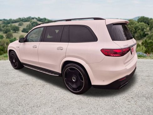 Used 2024 Mercedes-Benz GLS 63 AMG 4MATIC image 8