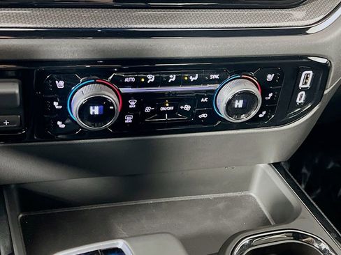 Used 2026 Chevrolet Silverado 1500 ZR2 image 16